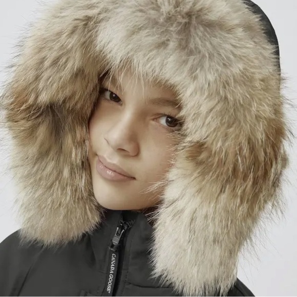 COPY - Canada Goose Youth Brittania Grey - Picture 4 of 7